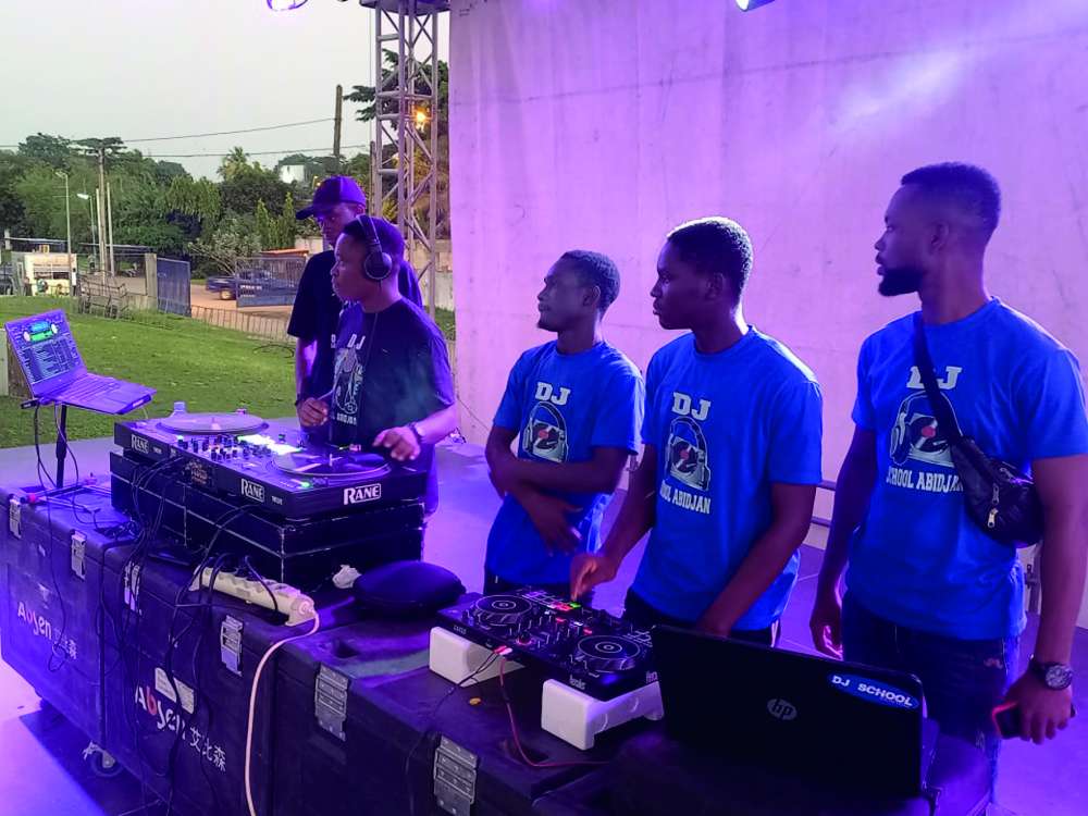 La DJ School d-Abidjan-5-BAAB